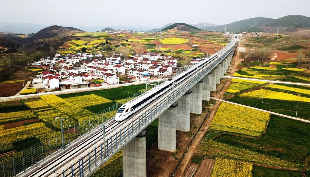Xinhua Headlines: All aboard: China's high-speed rail 10 years on