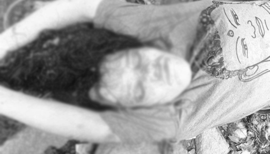 dead_body_girl_VWLNdCMV0T