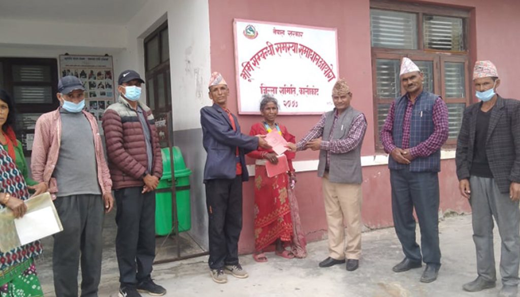 lalpoorja_Ktg0uQvAI2