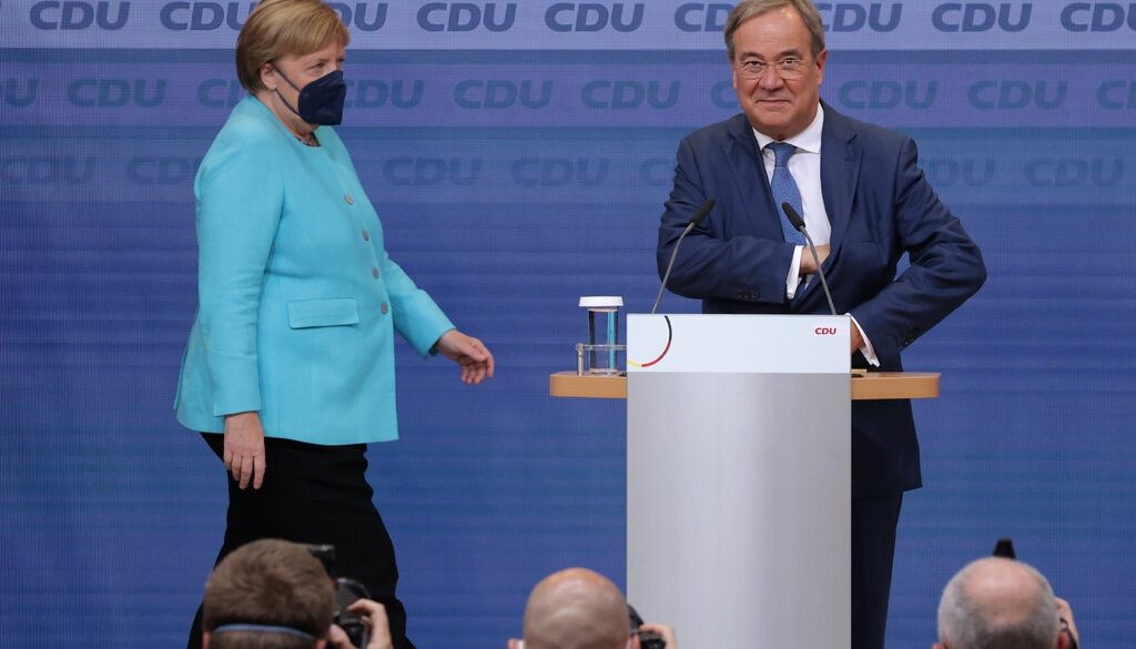 merlin_195365919_525f1c4e-d9e5-4eae-ab47-4f043d887af0-jumbo1632883701