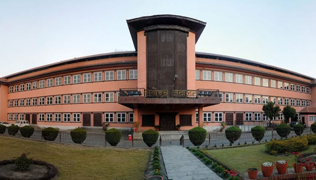 Sarbochcha_Adalat-990x504