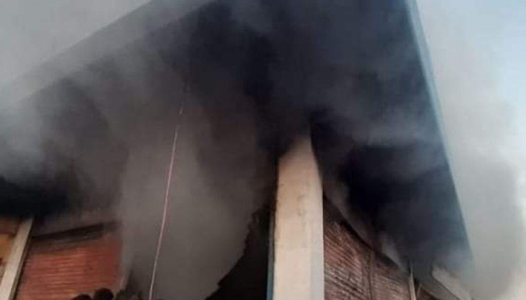 Untitled-3_rPLZKLWZlP