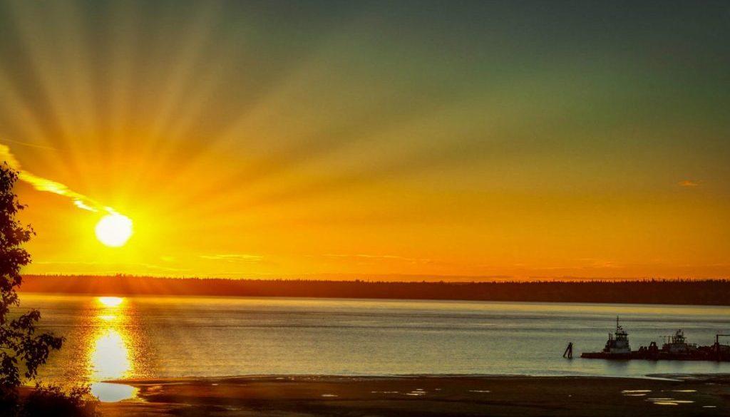 sunset-anchorage-usa-shutterstock_1221061123-1680x1050-1