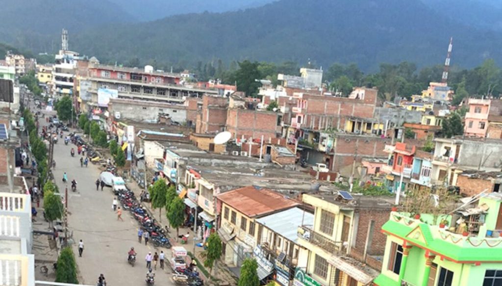 High-court-order-to-control-road-dust-in-Birendranagar-1200x900