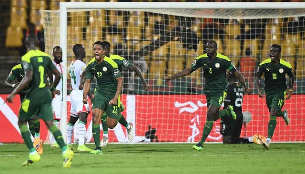 PRI221267949_y6iPHQChF9