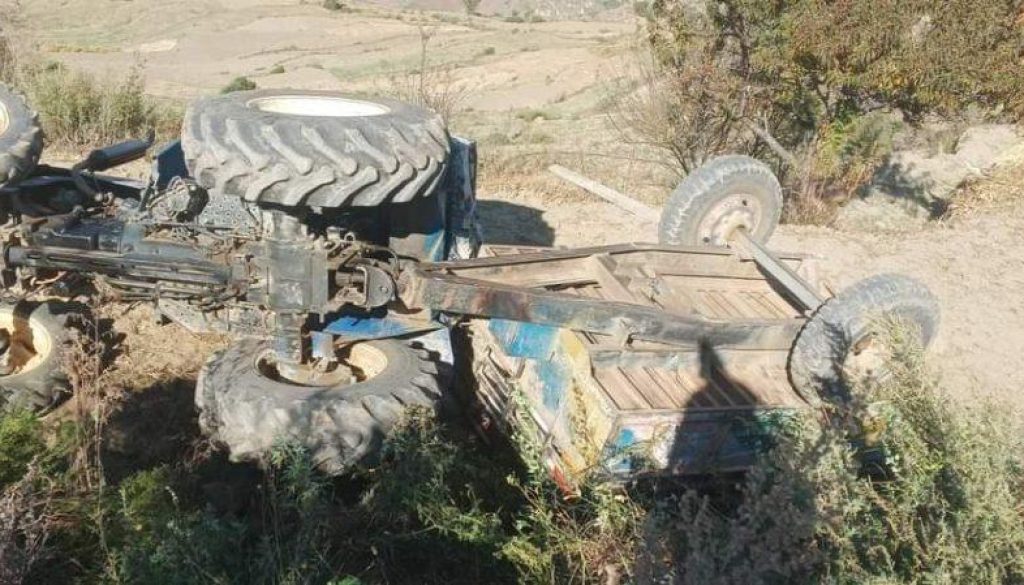 टयाक्टर दुर्घटना हुँदा एकको मृत्यु, एक घाईते